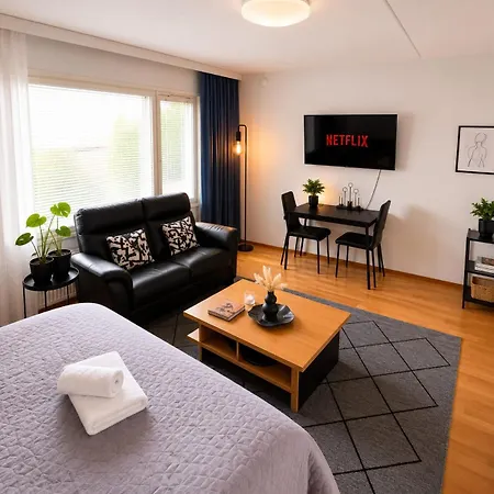 Daire Lakeside Serenity In Lutakko - Sauna, Parking, Ac